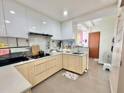 Modena (D18), Condominium #588143091